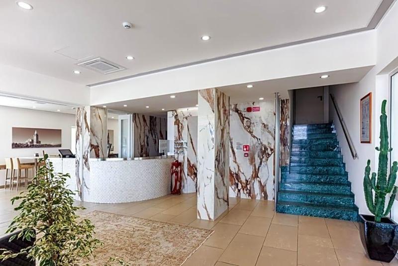 Hotel Levante image