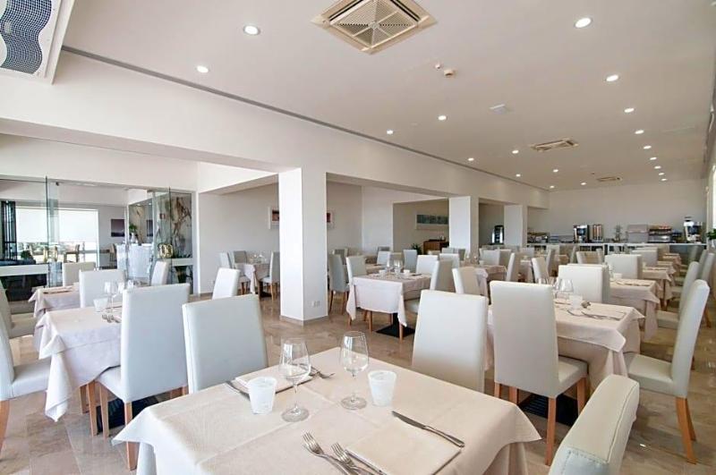 Hotel Levante image
