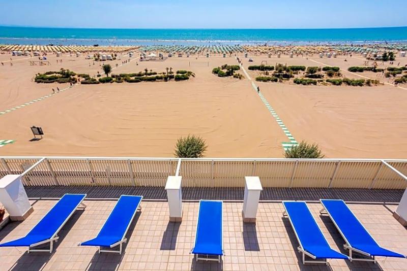 Hotel Levante image