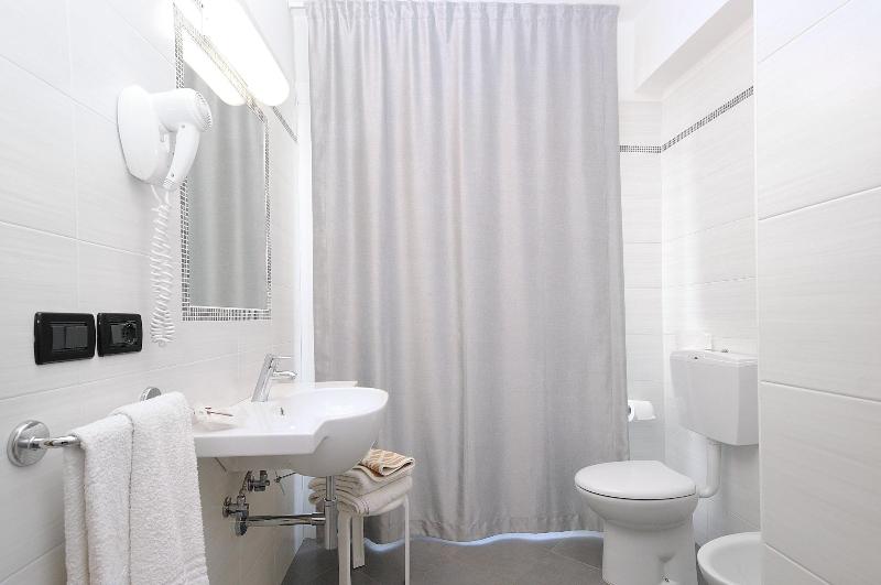 Hotel Levante image
