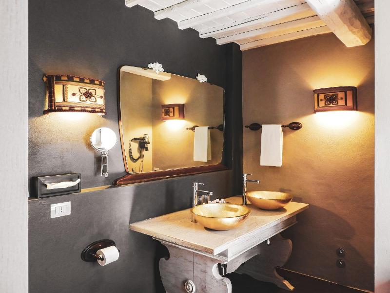 Tenuta CorteDomina image