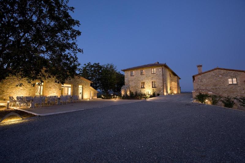 Villa Il Castagno Wine & Resort image