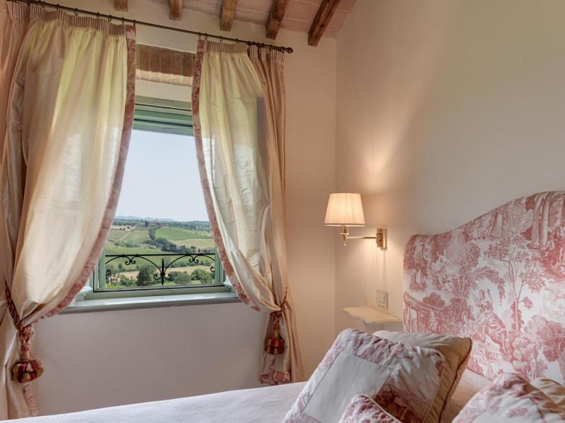 Villa Il Castagno Wine & Resort image