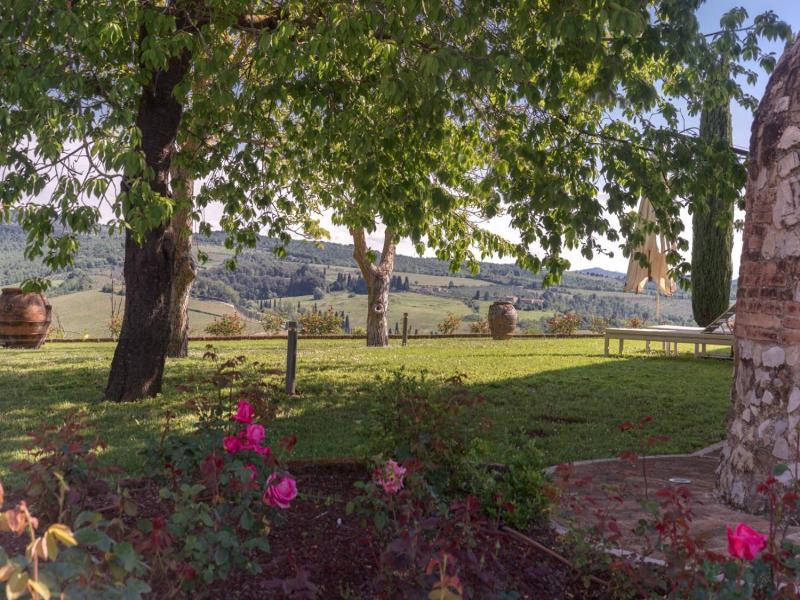 Villa Il Castagno Wine & Resort image
