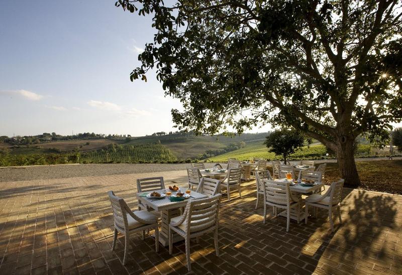 Villa Il Castagno Wine & Resort image