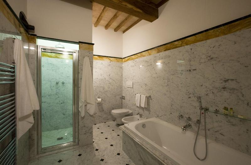 Villa Il Castagno Wine & Resort image