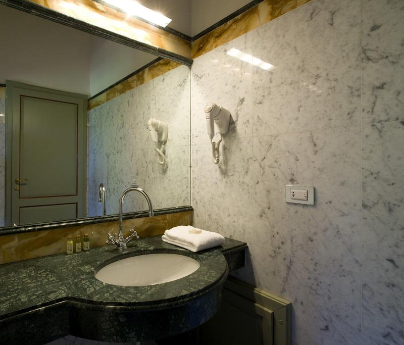 Villa Il Castagno Wine & Resort image