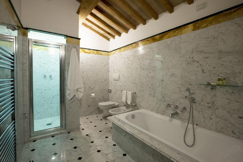Villa Il Castagno Wine & Resort image