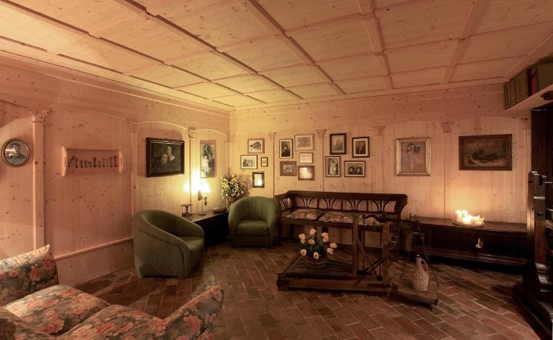 Casa Rossa ai Colli image