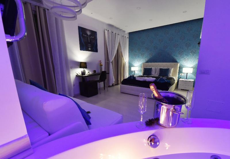 Maschio Angioino Suite image