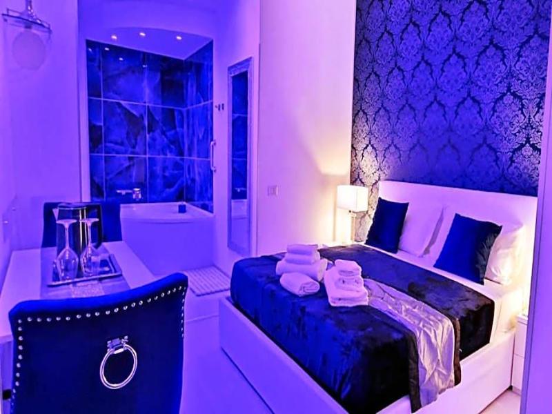 Maschio Angioino Suite image