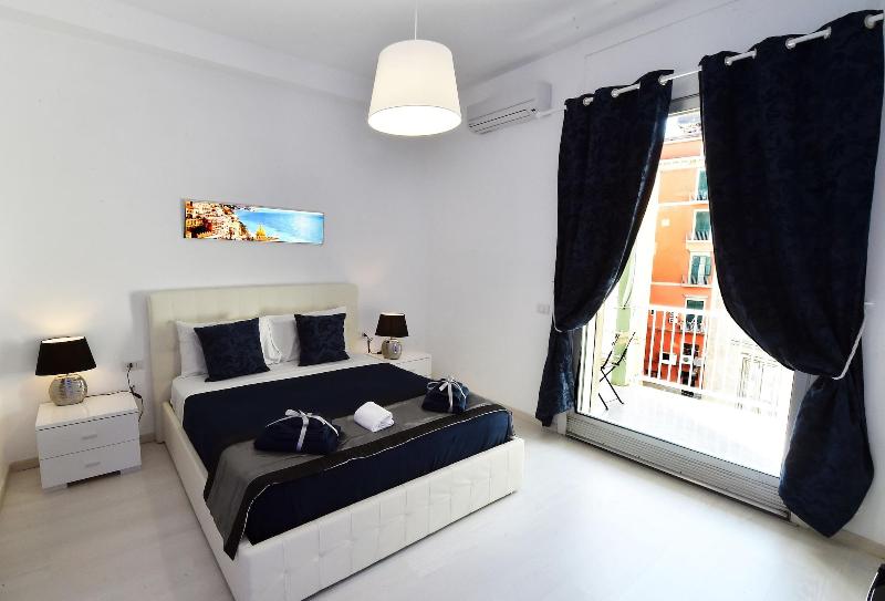 Maschio Angioino Suite image