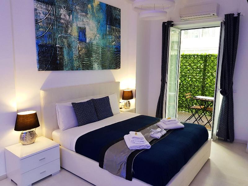 Maschio Angioino Suite image