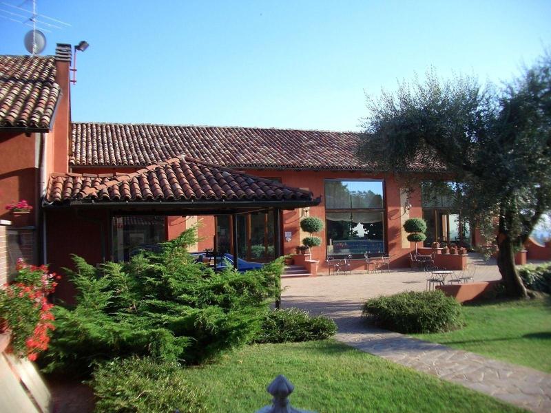 Tenuta Tenaglia image