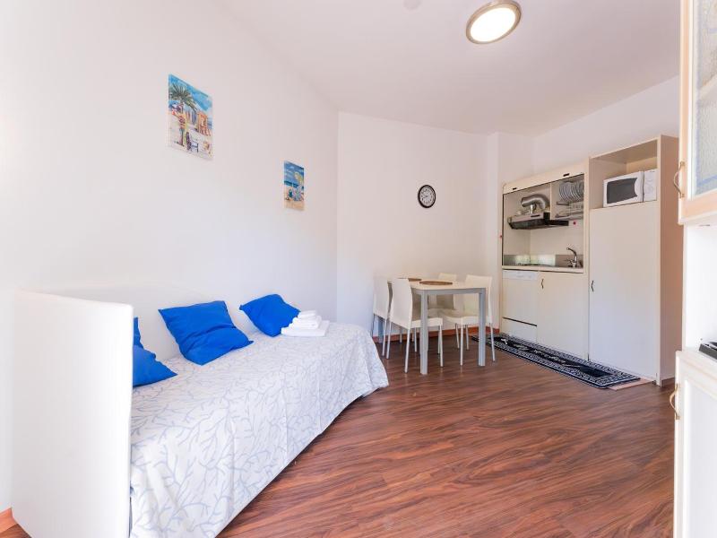 Residence Marconi Mare image