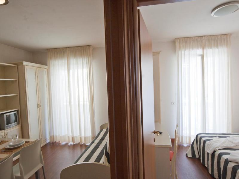 Residence Marconi Mare image