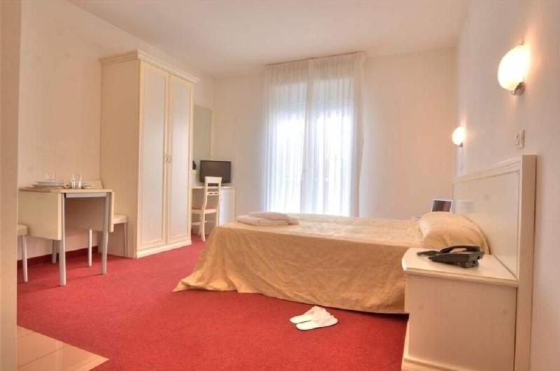 Residence Marconi Mare image