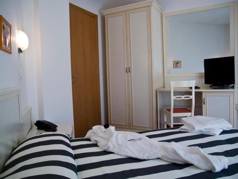 Residence Marconi Mare image