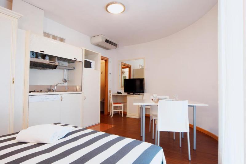Residence Marconi Mare image
