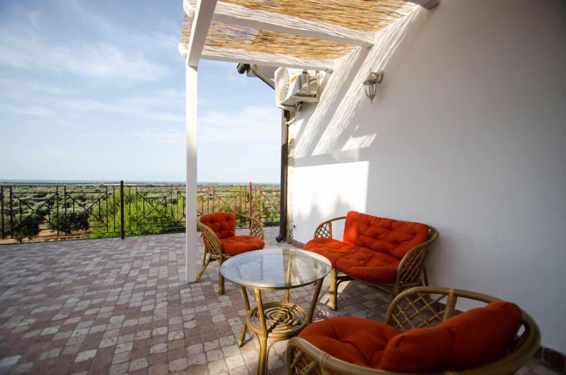 Farm House Le terrazze di Serranova image