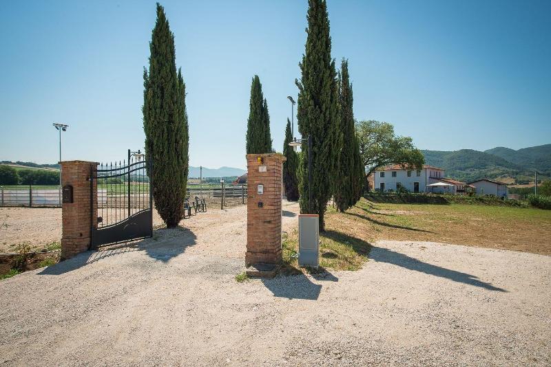 Fattoria Didattica La Collina Incantata image
