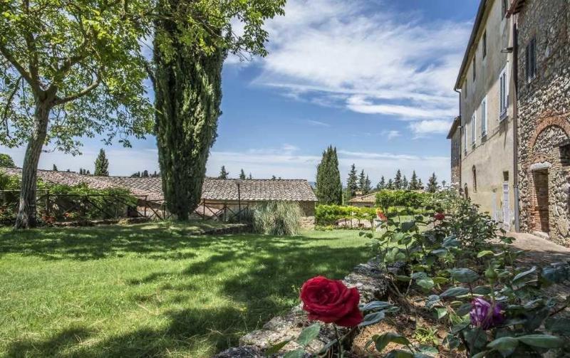 Castel Pietraio image