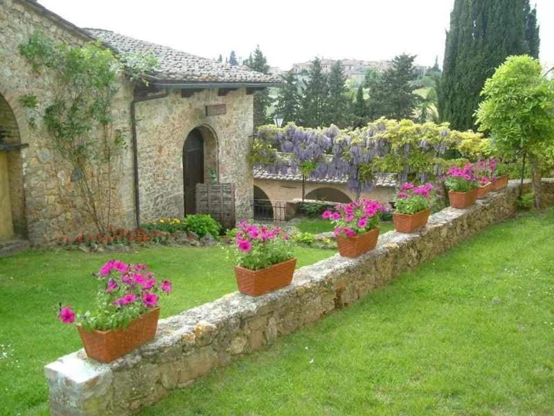 Castel Pietraio image