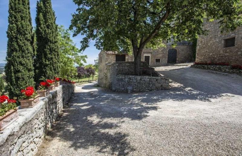 Castel Pietraio image