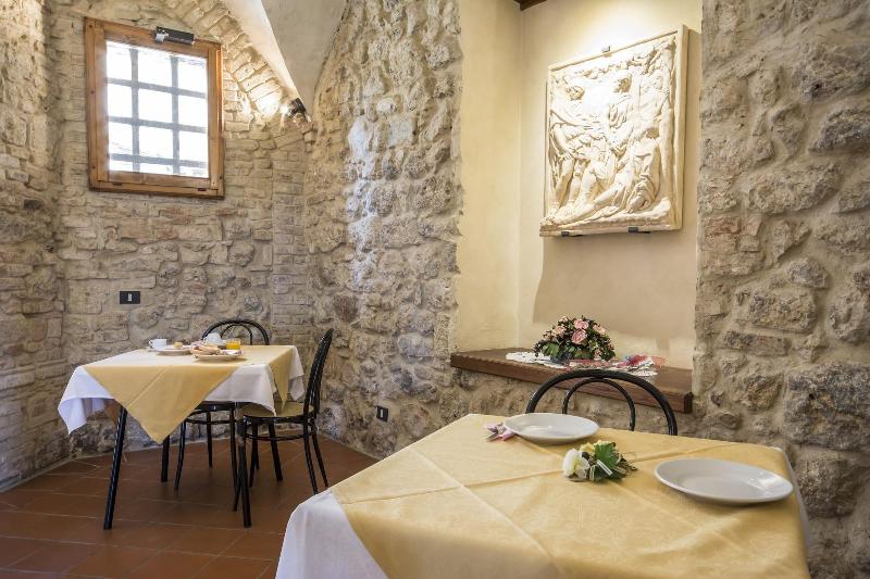 Castel Pietraio image