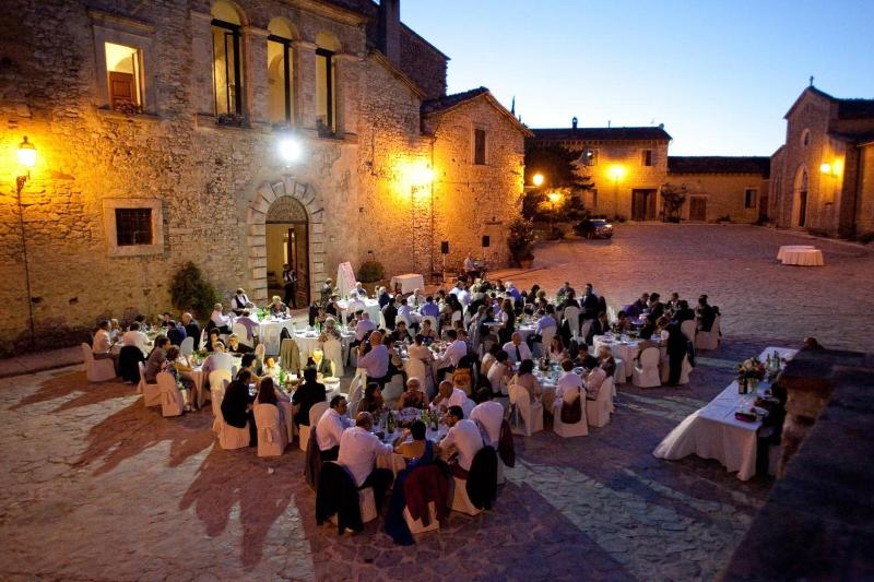 Castello di Titignano image