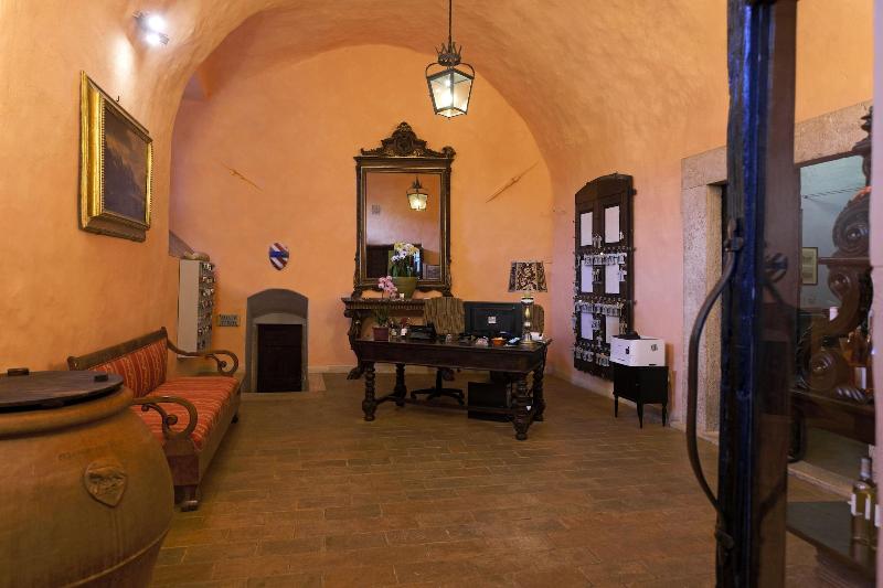 Castello di Titignano image