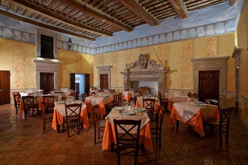 Castello di Titignano image