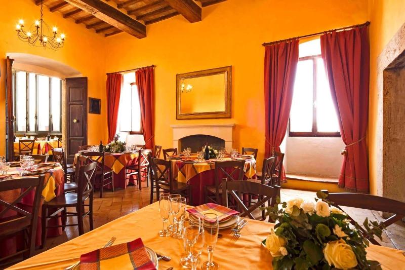 Castello di Titignano image
