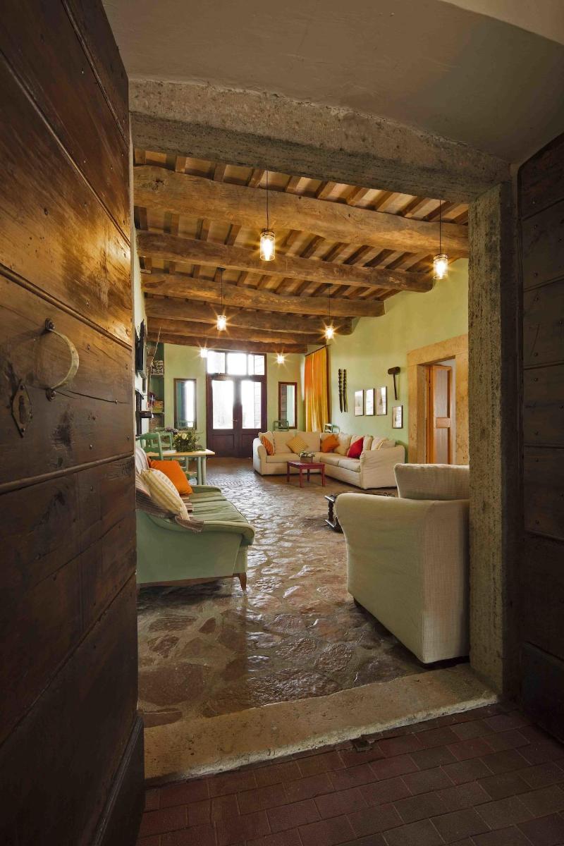 Castello di Titignano image
