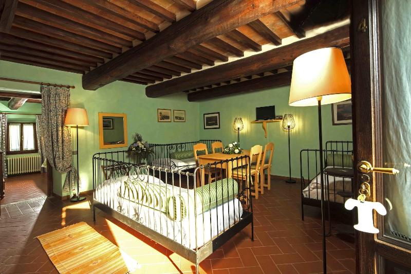 Castello di Titignano image