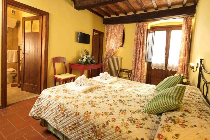 Castello di Titignano image