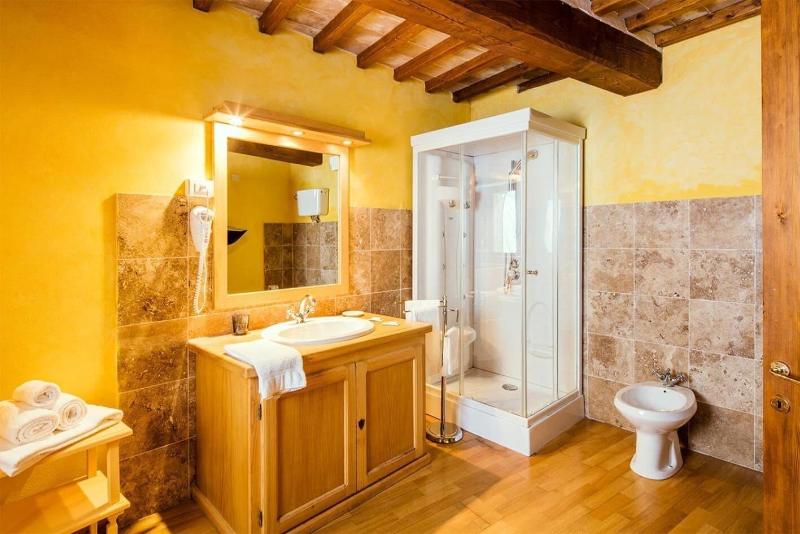 Castello di Titignano image