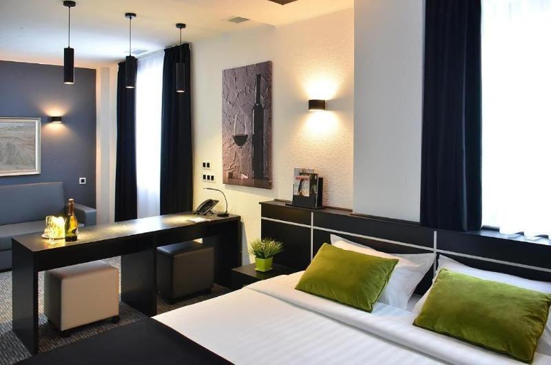 Art Hotel Bishkek image
