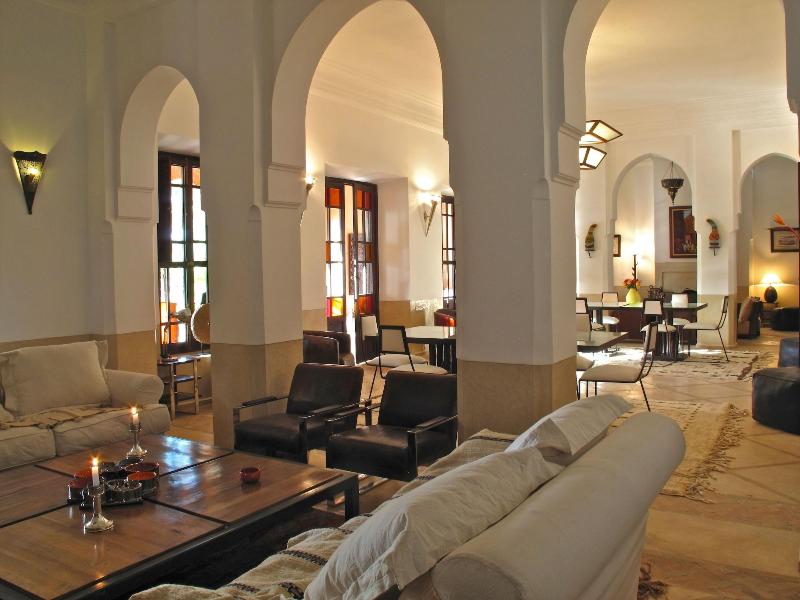 Villa Le Perroquet Bleu image