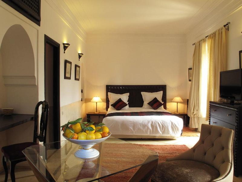 Villa Le Perroquet Bleu image