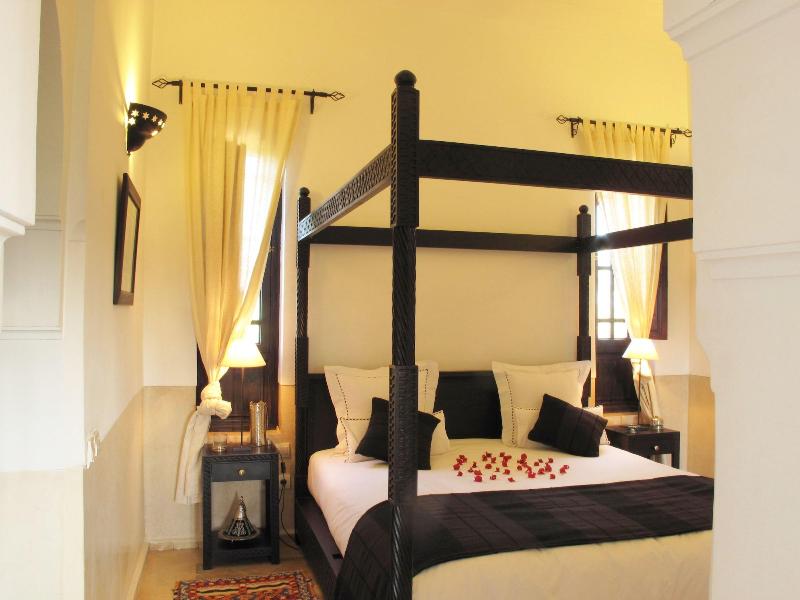 Villa Le Perroquet Bleu image