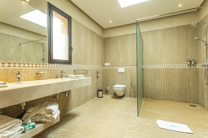 Villa Le Perroquet Bleu image