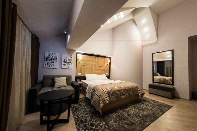 Mon Ami Villa image