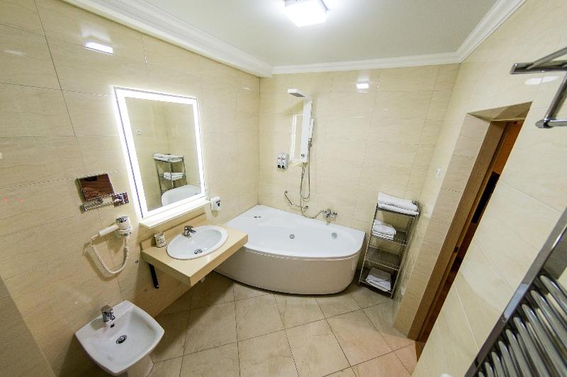 Mon Ami Villa image