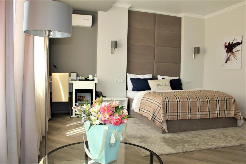 Mon Ami Villa image