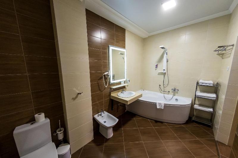 Mon Ami Villa image