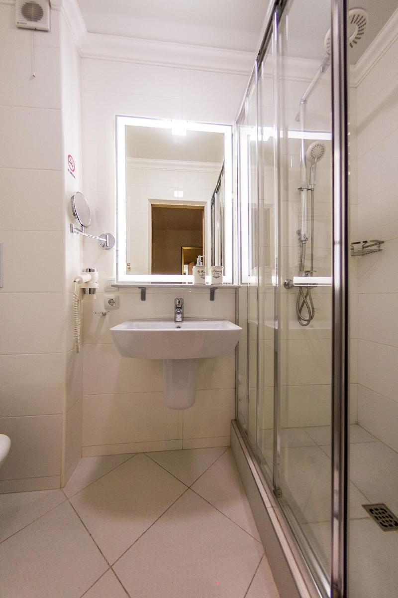 Mon Ami Villa image