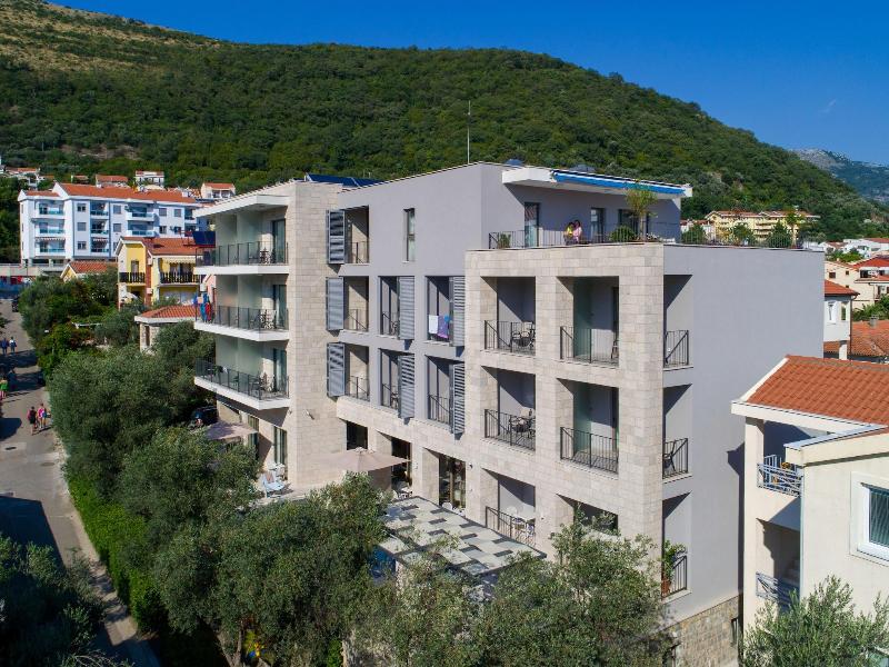 Hotel Eleven image