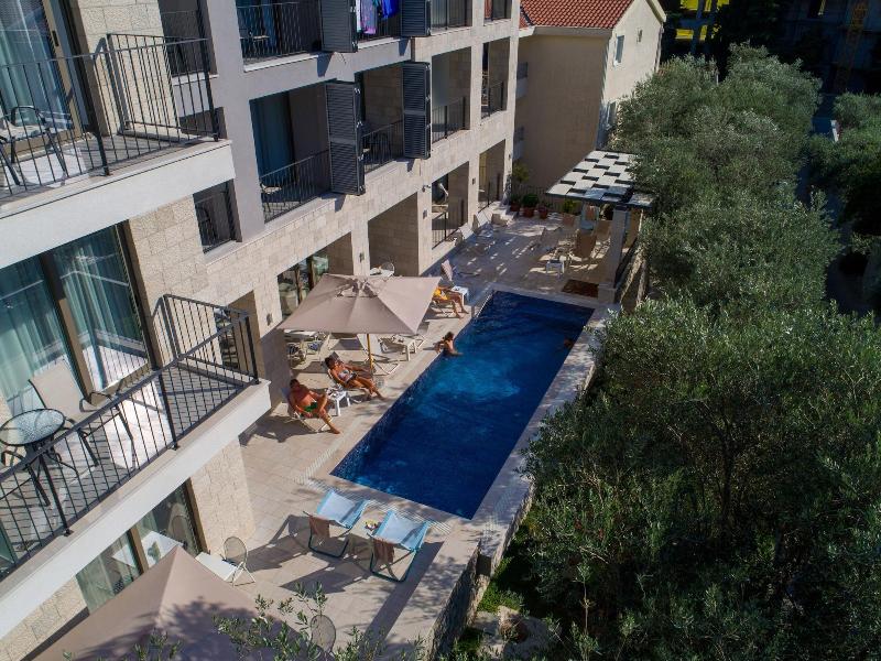 Hotel Eleven image