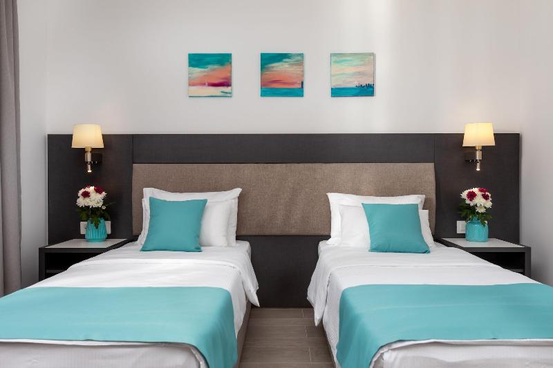 Hotel Eleven image